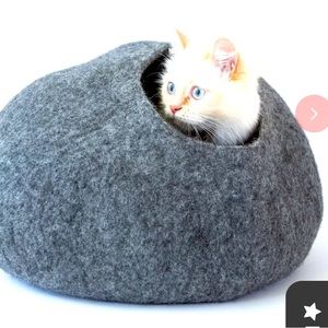 Cat cave co pet bed heather gray - pet didn’t use